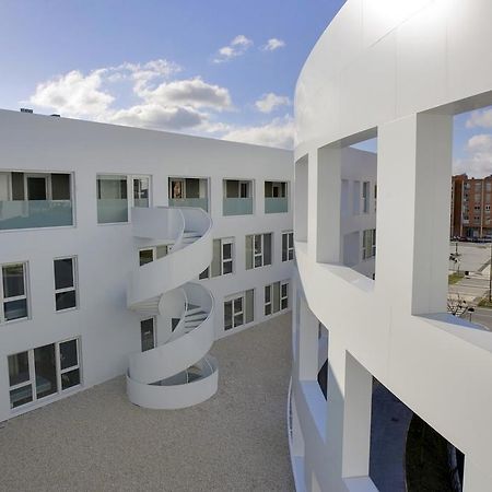Apartamentos Irenaz Vitoria-Gasteiz Exterior photo