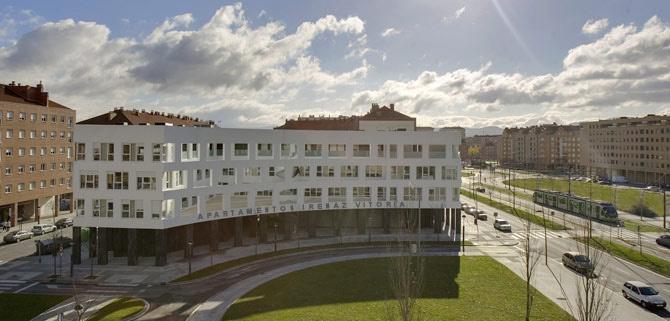 Apartamentos Irenaz Vitoria-Gasteiz Exterior photo