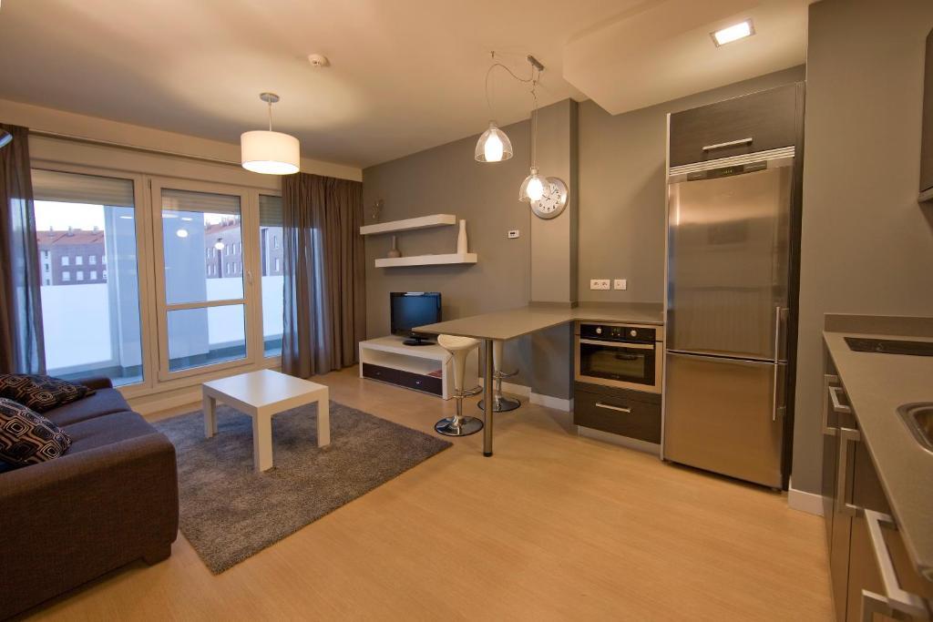 Apartamentos Irenaz Vitoria-Gasteiz Room photo